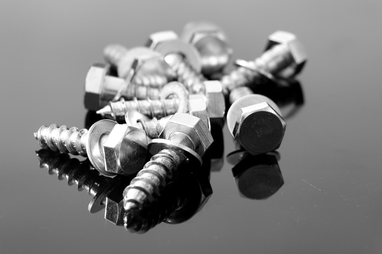 Types Of Screws And Their Applications - Smlease Design